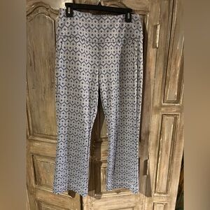 CAbi Tessera Pull on Crop Pants